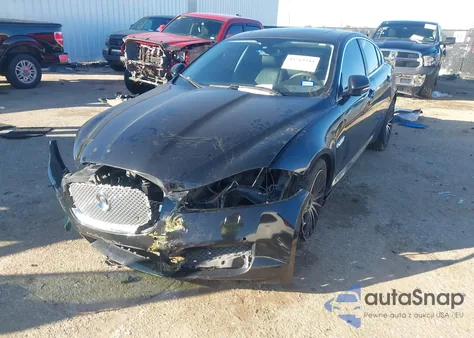 2015 Jaguar Xf 2.0T Premium z USA, uszkodzony, nr VIN SAJWA0FS6FPU62841